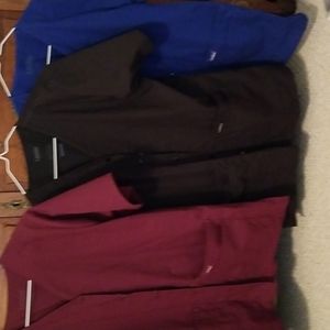3 pack scrub tops